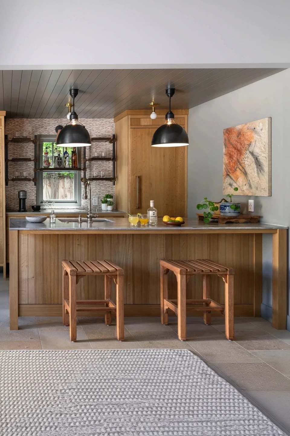 Bar Stools — 4 curated pieces