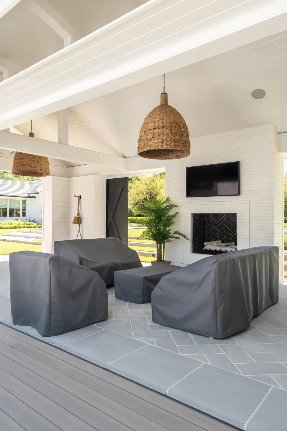 Juliet Weathered Teak Outdoor Sofa Cover (Iron Grey) — Regular