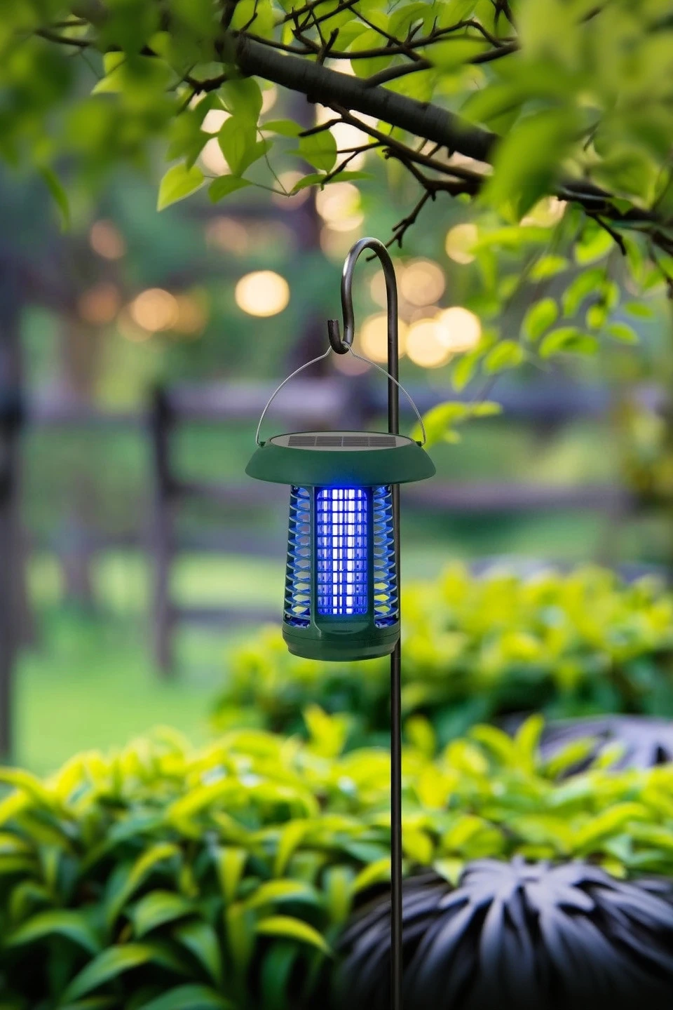 SUNJOY 2 in 1 Solar Powered Bug Zapper with Solar Panel and UV Light — Garden Decor