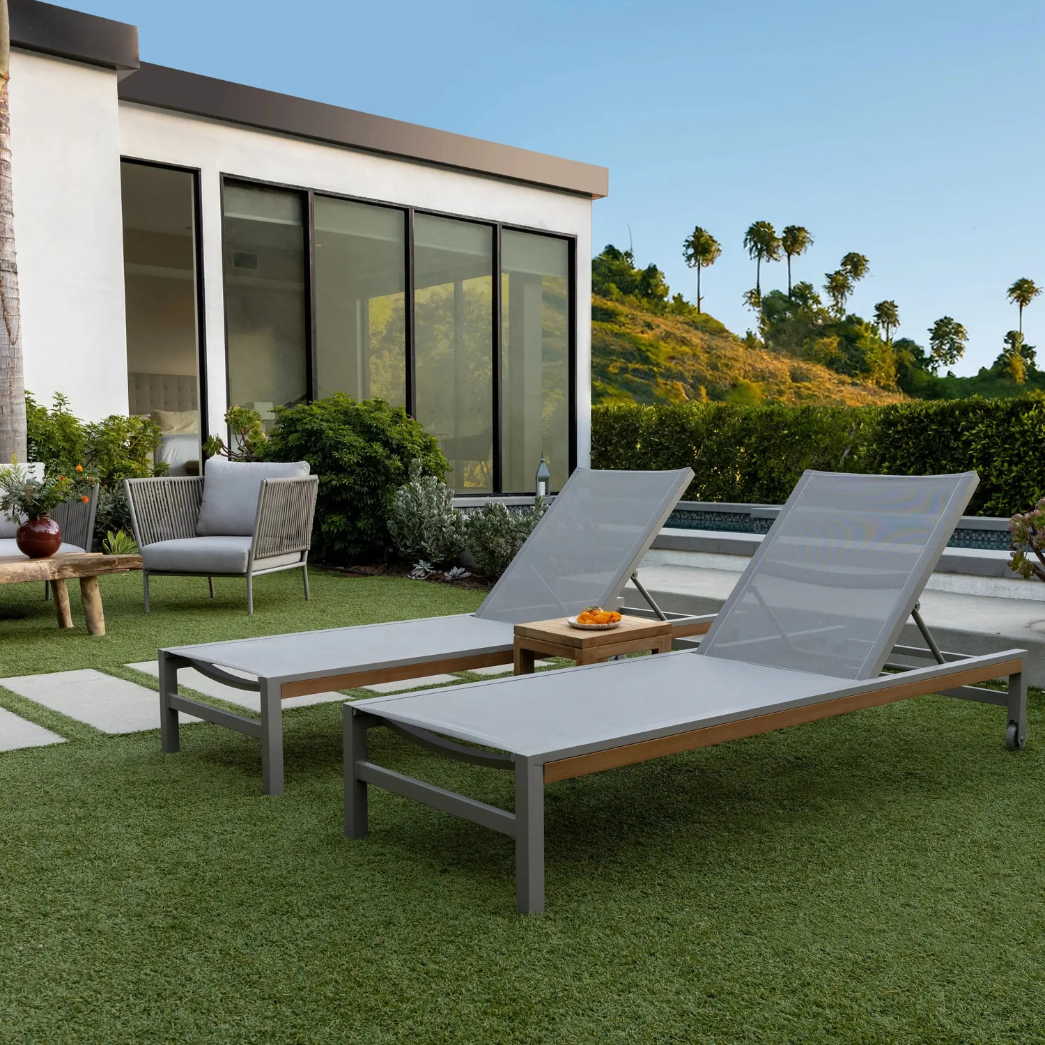 Beverly Hills Aluminum Outdoor Sun Lounger (Stone) — main image